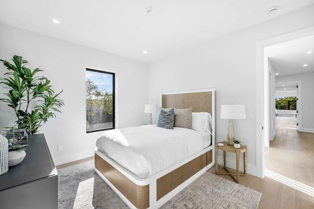 222 SE 5th Street, Delray Beach, FL 33483