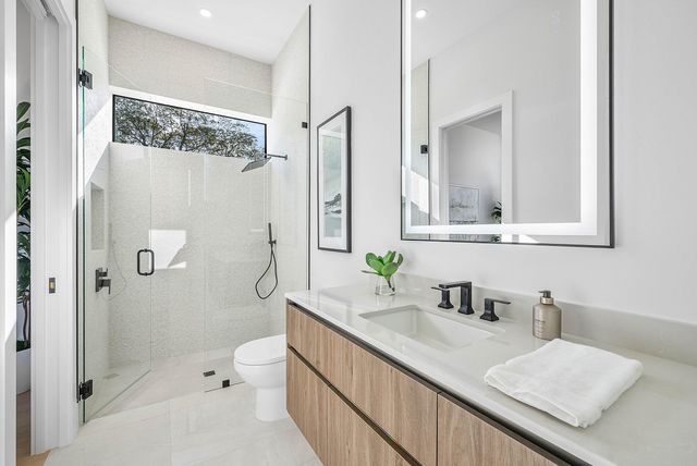 222 SE 5th Street, Delray Beach, FL 33483