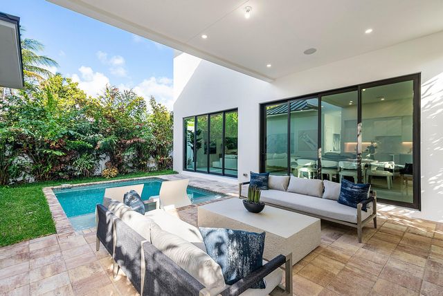 222 SE 5th Street, Delray Beach, FL 33483