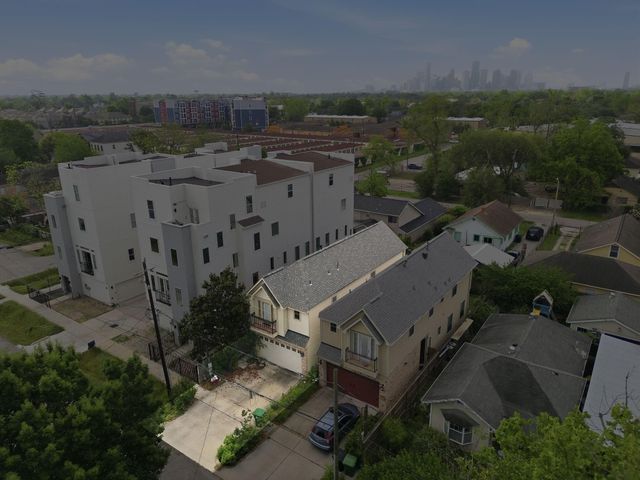 1007 Kern Street, Houston, TX 77009