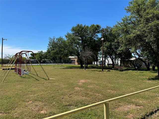 4561 Iroquois Drive, May, TX 76857