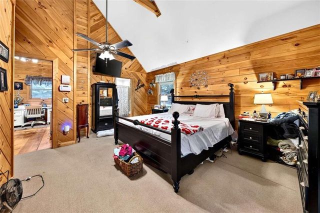 170 Oak Ridge Trail, Ellijay, GA 30536