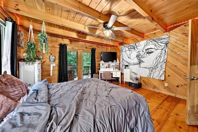 170 Oak Ridge Trail, Ellijay, GA 30536