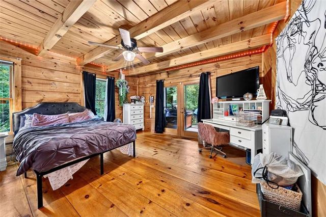 170 Oak Ridge Trail, Ellijay, GA 30536