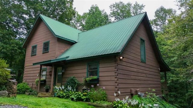 170 Oak Ridge Trail, Ellijay, GA 30536