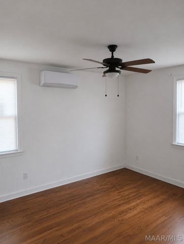 2454 Woodlawn Street, Montgomery, AL 36106