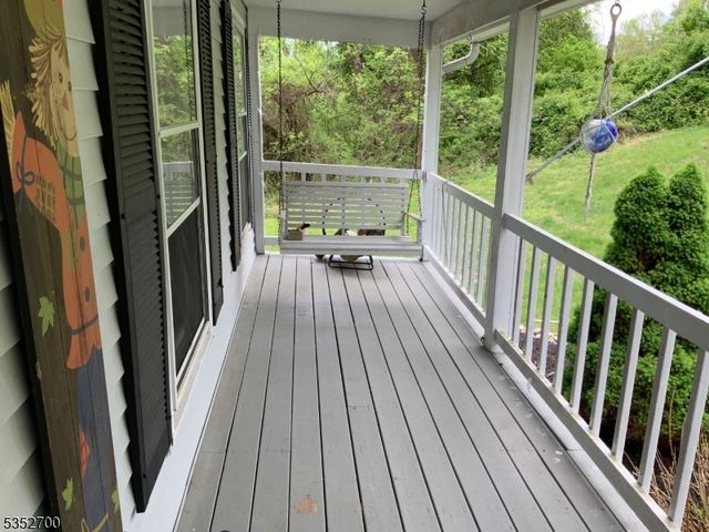 19 Southfield drive, Sussex Boro, NJ 07461