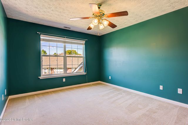 8821 Stony Falls Way, Jeffersontown, KY 40299