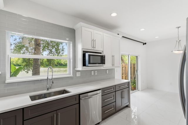 5056 SW 141st Avenue, Miramar, FL 33027