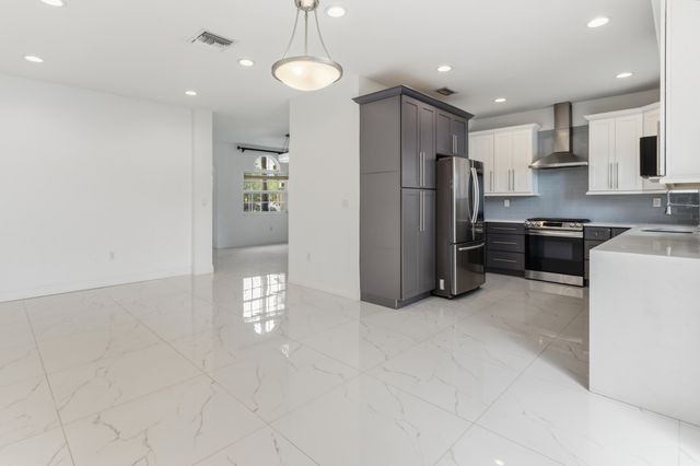 5056 SW 141st Avenue, Miramar, FL 33027