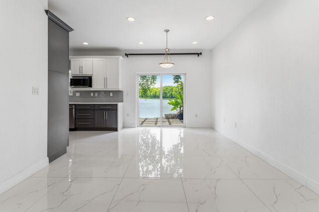5056 SW 141st Avenue, Miramar, FL 33027