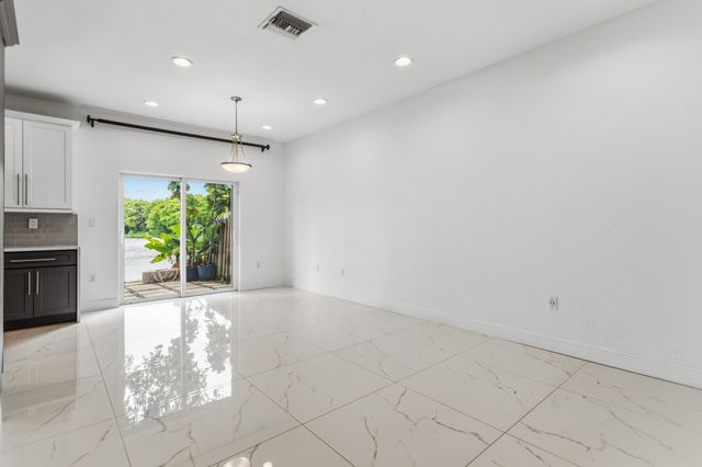 5056 SW 141st Avenue, Miramar, FL 33027