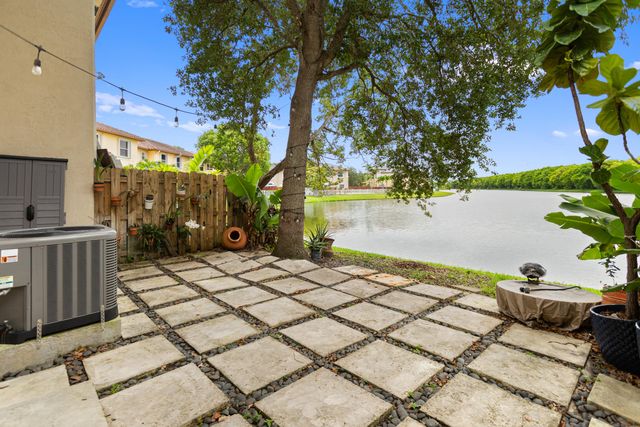5056 SW 141st Avenue, Miramar, FL 33027