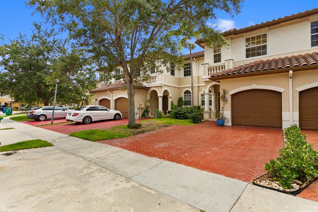 5056 SW 141st Avenue, Miramar, FL 33027