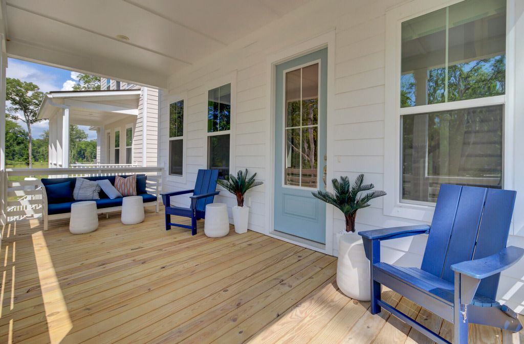 Image 4 of property listing at 3025 Robeson Trace, Johns Island, SC 29455
