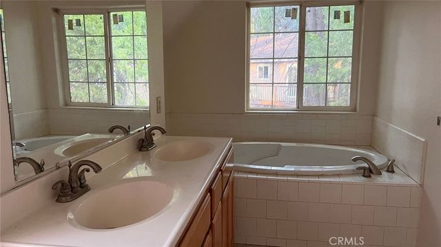 14385 Holmwood, Magalia, CA 95954