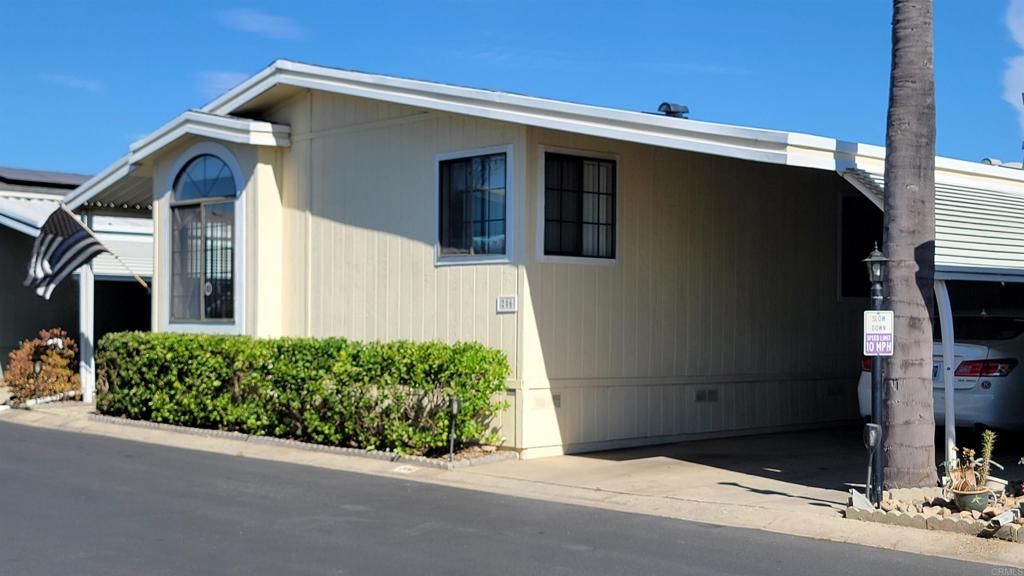 1212 H Street 206, Ramona, CA 92065 — exterior