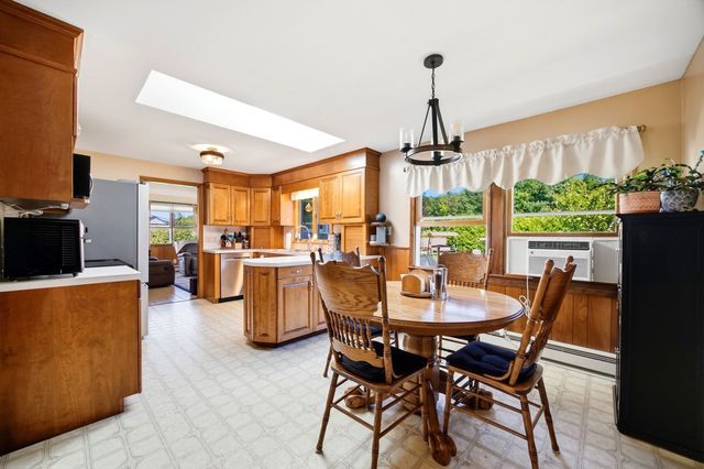 24 Doane Terrace, South Hadley, MA 01075