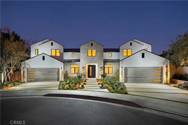 76 Hillcrest Lane, Newport Beach, CA 92660