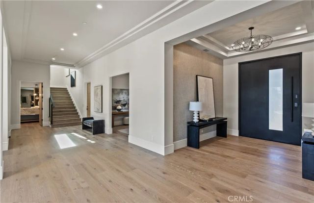 76 Hillcrest Lane, Newport Beach, CA 92660