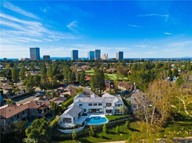 76 Hillcrest Lane, Newport Beach, CA 92660