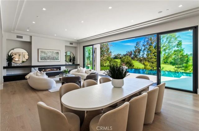 76 Hillcrest Lane, Newport Beach, CA 92660