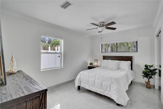 2363 SE 15th Street, Pompano Beach, FL 33062