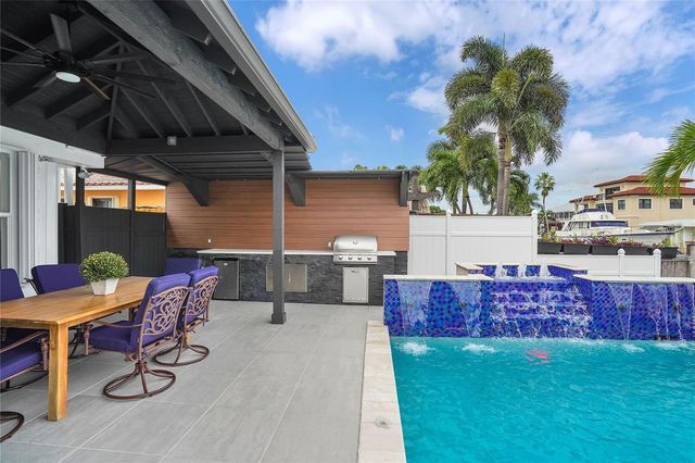 2363 SE 15th Street, Pompano Beach, FL 33062