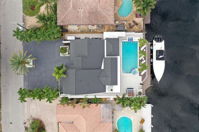 2363 SE 15th Street, Pompano Beach, FL 33062