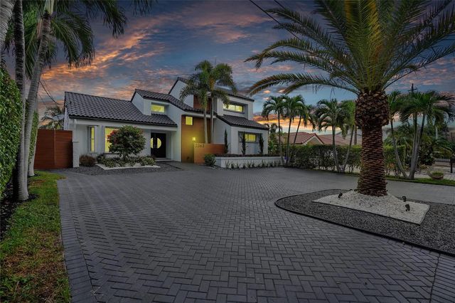 2363 SE 15th Street, Pompano Beach, FL 33062