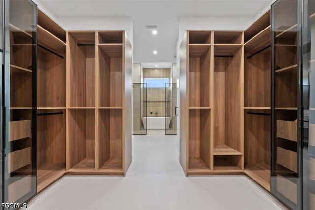 2509 SW 28th TER, Cape Coral, FL 33914