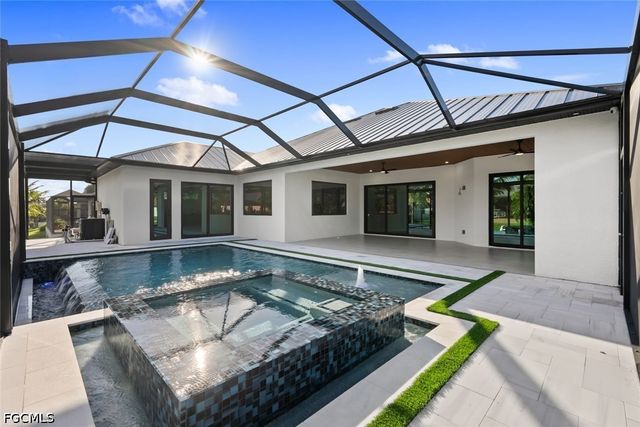 2509 SW 28th TER, Cape Coral, FL 33914