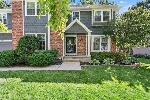 5255 W 129TH Terrace, Leawood, KS 66209