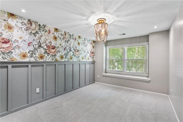 5255 W 129TH Terrace, Leawood, KS 66209