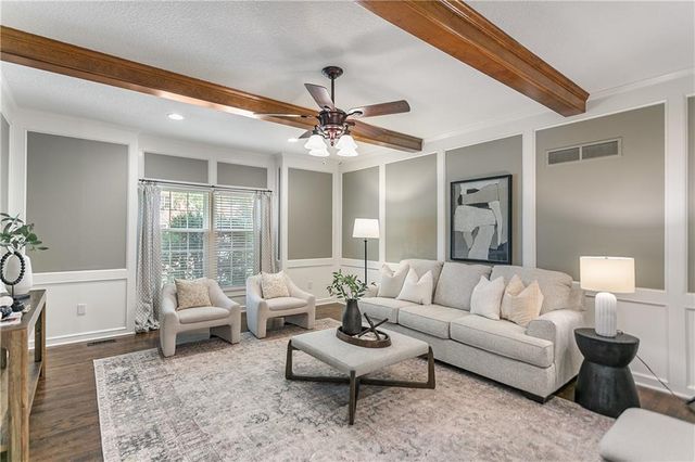 5255 W 129TH Terrace, Leawood, KS 66209