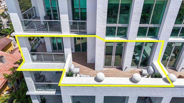 475 E Royal Palm Road 506, Boca Raton, FL 33432