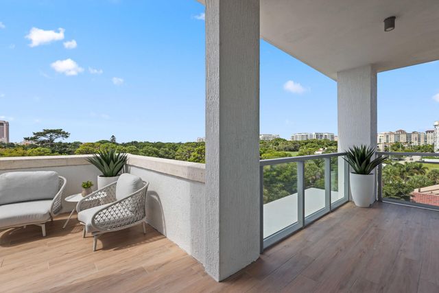 475 E Royal Palm Road 506, Boca Raton, FL 33432