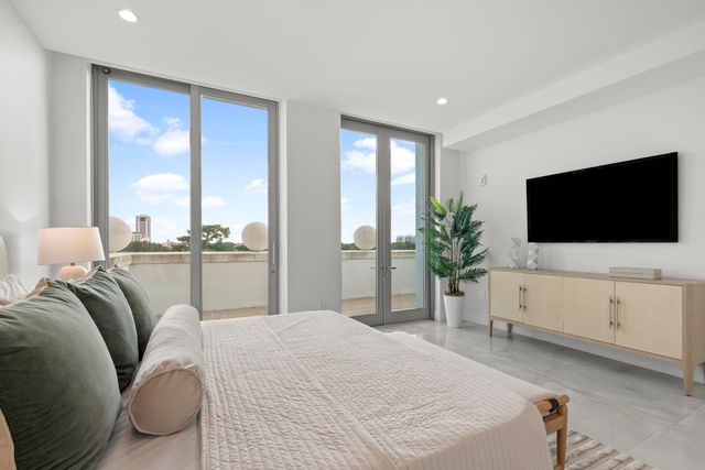 475 E Royal Palm Road 506, Boca Raton, FL 33432