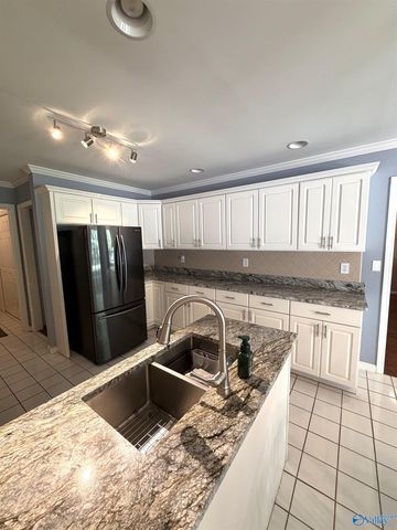 3010 Concord Lane, Decatur, AL 35603