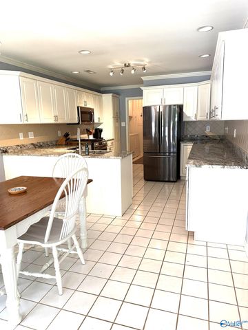 3010 Concord Lane, Decatur, AL 35603
