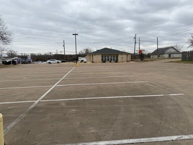 201 N Broadway Street, Joshua, TX 76058