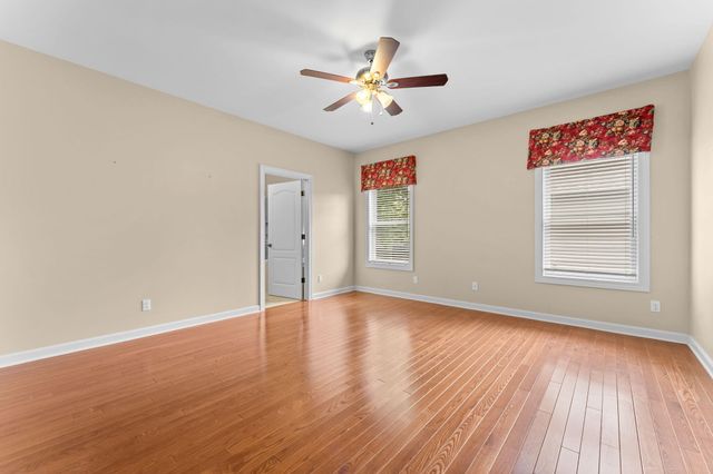 8243 Heathertree Lane, Brighton, MI 48116