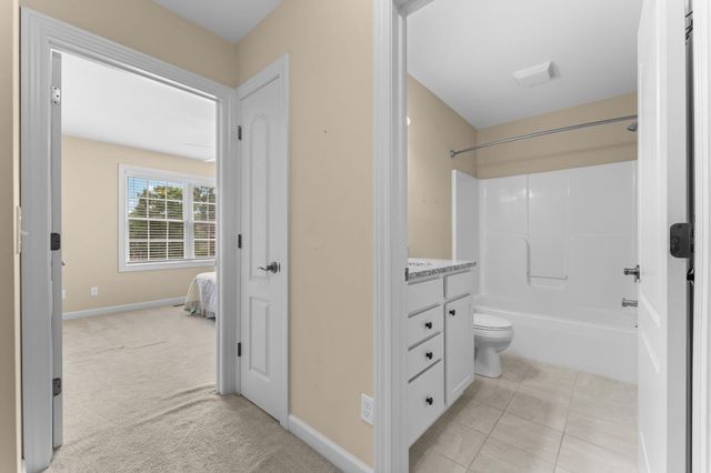 8243 Heathertree Lane, Brighton, MI 48116