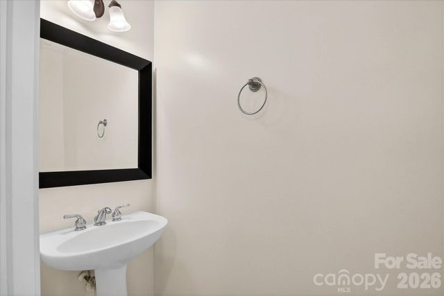 4913 Summerside Drive, Lake Wylie, SC 29710