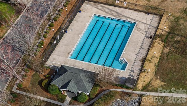 4913 Summerside Drive, Lake Wylie, SC 29710