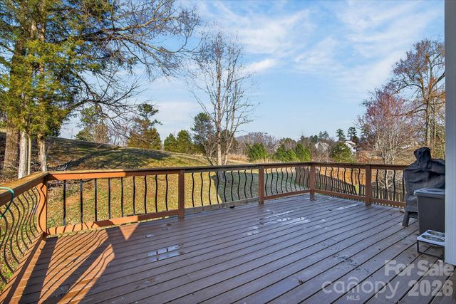 4913 Summerside Drive, Lake Wylie, SC 29710