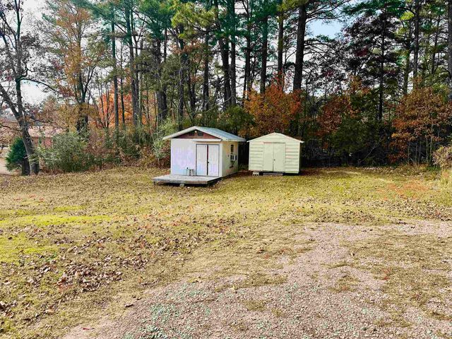 170 MITCHELL ST, Selmer, TN 38375