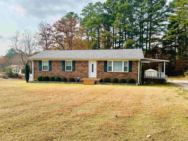 170 MITCHELL ST, Selmer, TN 38375