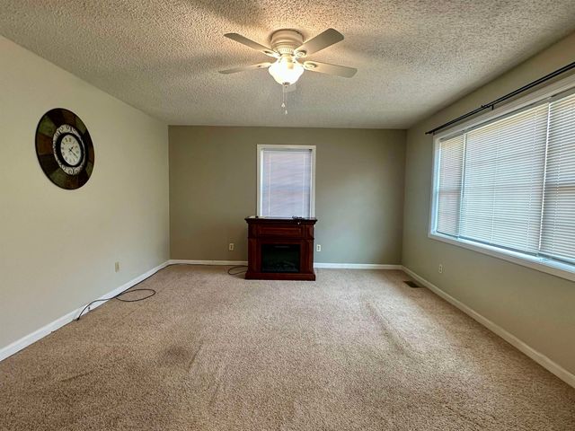 170 MITCHELL ST, Selmer, TN 38375