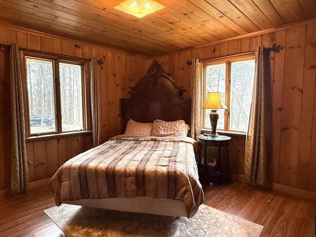 6750 W RIDGE Road, Fairview, PA 16415